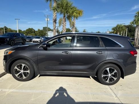 Used 2018 Kia Sorento EX w/ EX Advanced Touring Package FWD image 4