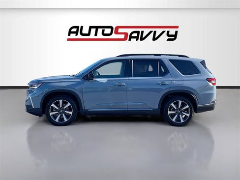 Used 2023 Honda Pilot Elite image 4