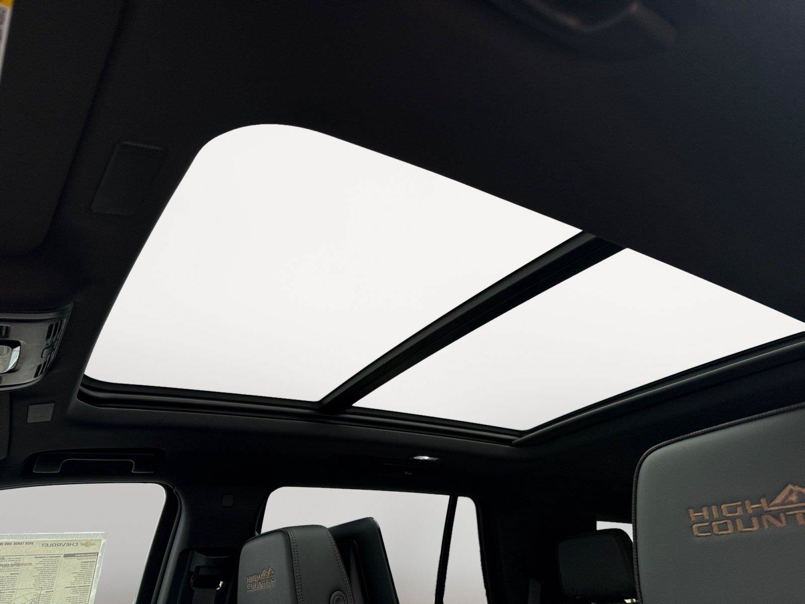 New 2026 Chevrolet Tahoe High Country AWD/4WD image 18