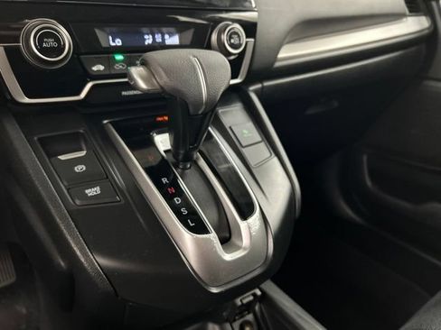 Used 2019 Honda CR-V LX image 12