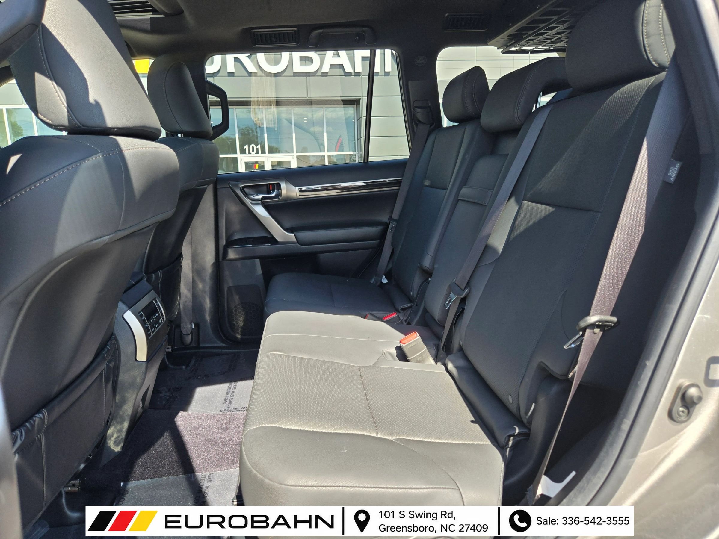 Used 2021 Lexus GX 460 Premium w/ Premium Package AWD/4WD image 10