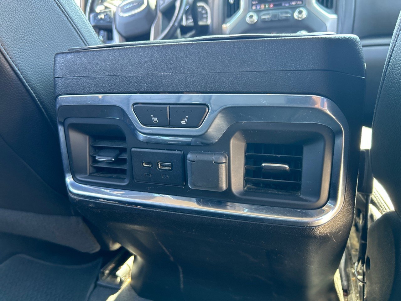 Used 2020 GMC Sierra 2500 Denali w/ Denali Ultimate Package AWD/4WD image 24