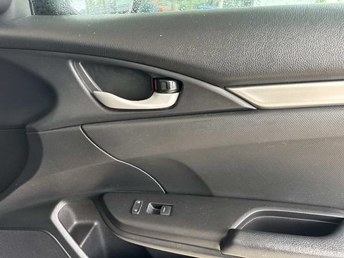 Used 2021 Honda Civic Sport image 13