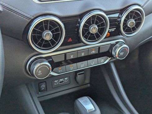 New 2025 Nissan Sentra SV image 18