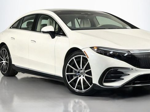 Certified 2023 Mercedes-Benz EQS 580 4MATIC Sedan image 13