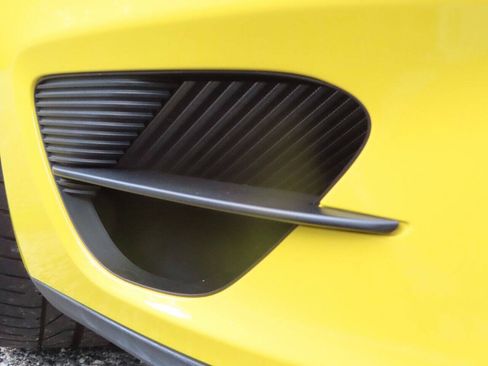 Used 2015 Porsche 911 Turbo S AWD/4WD image 17