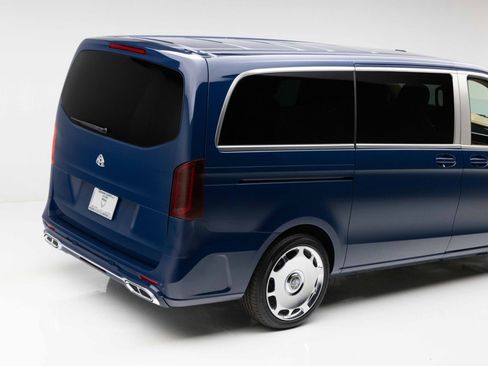 Used 2021 Mercedes-Benz Metris Passenger image 39