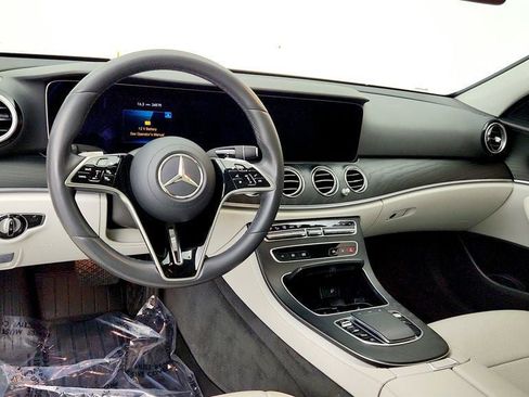 Used 2021 Mercedes-Benz E 350 4MATIC Sedan w/ Premium Package image 12