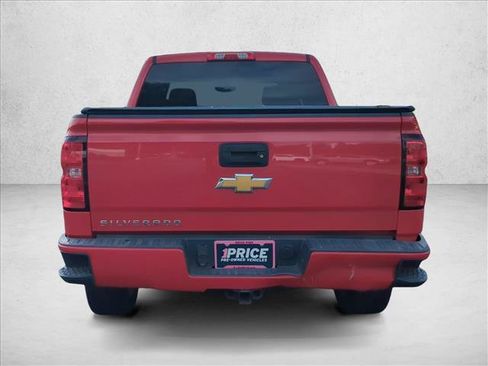 Used 2018 Chevrolet Silverado 1500 Custom w/ Custom Value Package RWD image 7