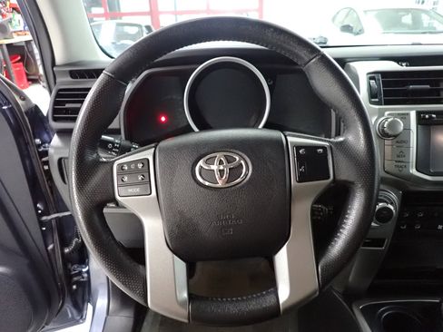 Used 2013 Toyota 4Runner Limited image 15