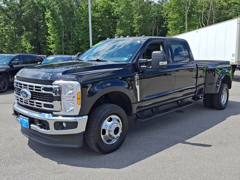 Certified 2024 Ford F350 XLT AWD/4WD image 3