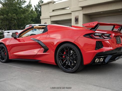 Used 2023 Chevrolet Corvette Stingray Premium Conv w/ Z51 Performance Package RWD image 6