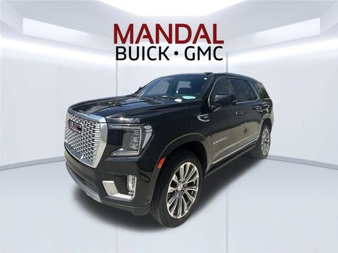Used 2024 GMC Yukon Denali w/ Denali Reserve Package AWD/4WD image 1