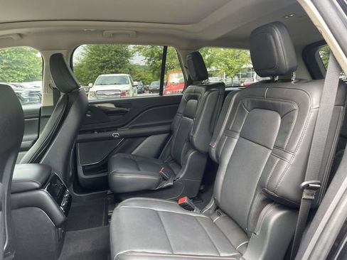 Certified 2023 Lincoln Aviator Reserve w/ Equipment Group 201A RWD image 16