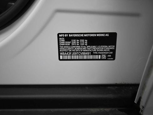 Used 2026 BMW 530i RWD image 10