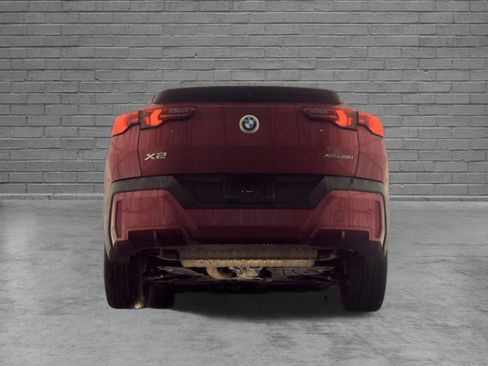 Used 2026 BMW X2 xDrive28i AWD/4WD image 8