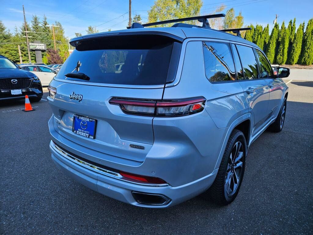Used 2023 Jeep Grand Cherokee L Overland AWD/4WD image 5