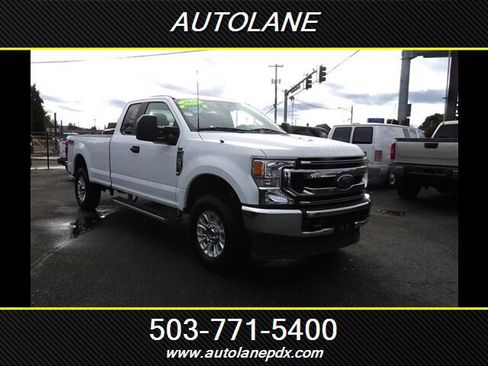 Used 2021 Ford F250 XL w/ STX Appearance Package image 4