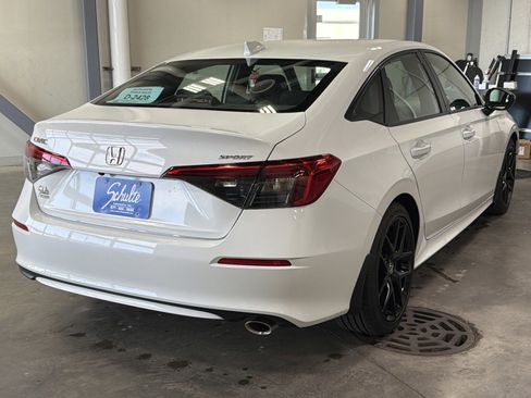 Used 2024 Honda Civic Sport image 7