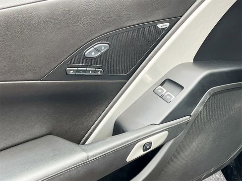 Used 2015 Chevrolet Corvette Stingray Convertible w/ 2LT Preferred Equipment Group image 17