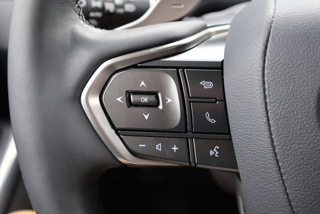 Used 2024 Lexus GX 550 AWD/4WD image 8