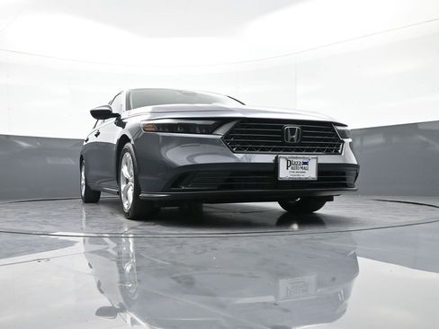 Certified 2023 Honda Accord LX image 27