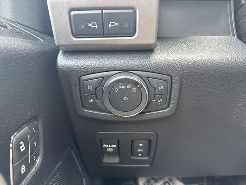 Used 2019 Ford F150 Platinum AWD/4WD image 28