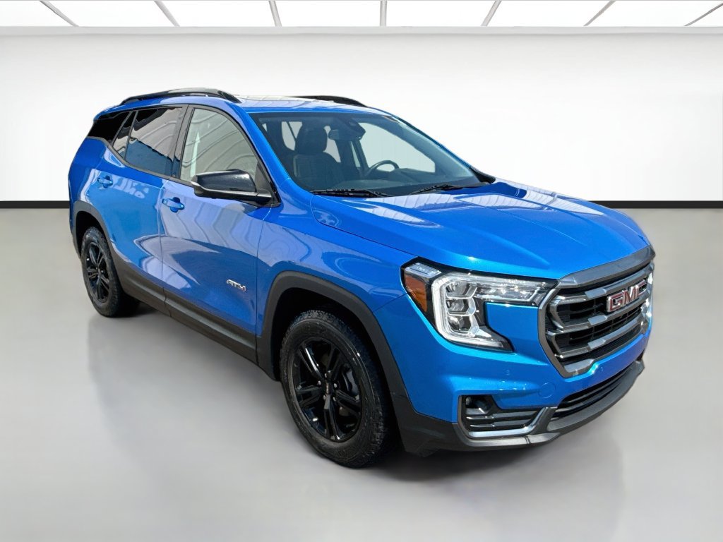 Used 2024 GMC Terrain AT4 w/ Tech Package AWD/4WD image 3