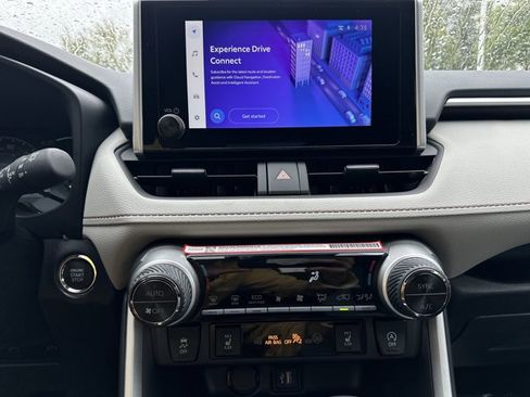 Used 2025 Toyota RAV4 XLE w/ Convenience Package image 13