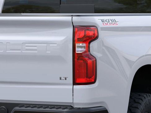 New 2026 Chevrolet Silverado 1500 LT Trail Boss w/ Convenience Package II AWD/4WD image 11