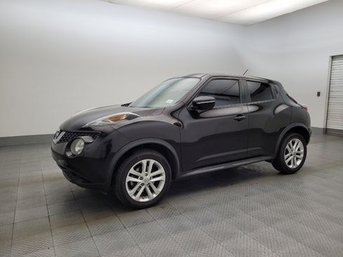 Used 2016 Nissan Juke S image 2