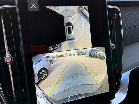 New 2026 Volvo XC90 T8 Ultra w/ Protection Package image 23