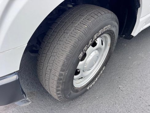 Used 2022 Ford F150 XL w/ Equipment Group 101A High RWD image 13
