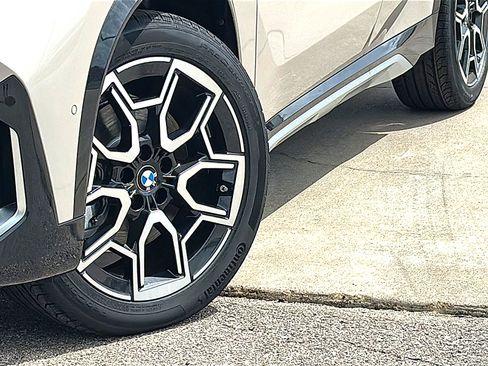 New 2026 BMW X1 xDrive28i w/ Convenience Package AWD/4WD image 3