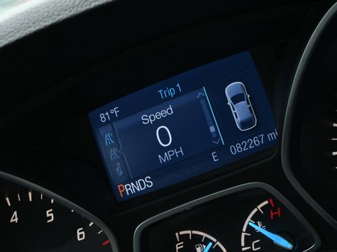 Used 2015 Ford Escape SE image 23