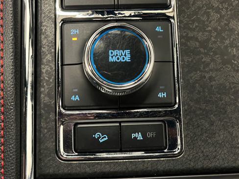Used 2024 Ford Expedition Max Limited AWD/4WD image 37