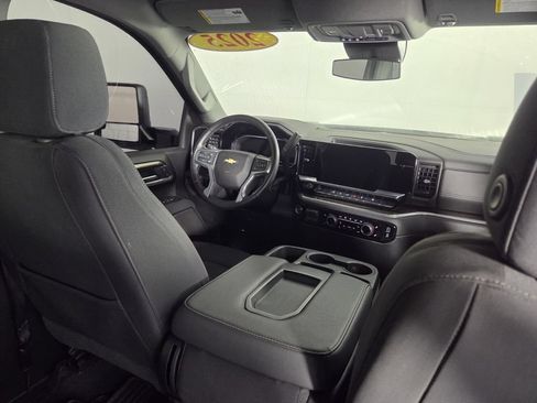 Used 2025 Chevrolet Silverado 2500 LT w/ Convenience Package AWD/4WD image 27