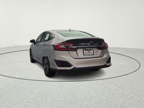 Used 2018 Honda Clarity Plug-In Hybrid image 6