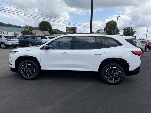 Used 2026 Buick Enclave Sport Touring AWD/4WD image 5