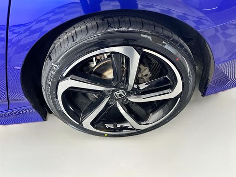 Used 2020 Honda Accord Sport image 11