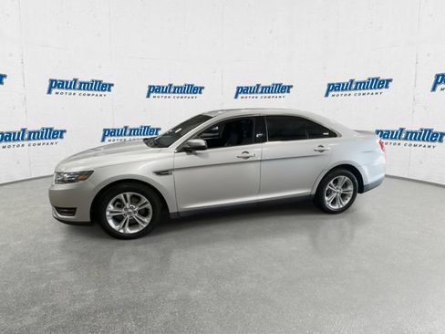Used 2016 Ford Taurus SEL w/ Equipment Group 201A FWD image 6