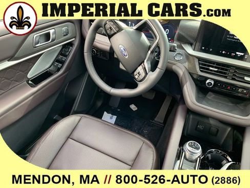 New 2026 Ford Explorer Platinum w/ LUX Leather Package image 24
