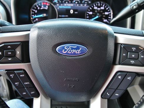 Used 2019 Ford F350 Lariat w/ Lariat Value Package image 28