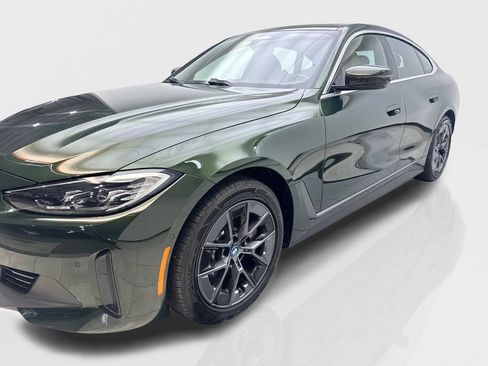 Used 2024 BMW i4 eDrive35 w/ Premium Package RWD image 11
