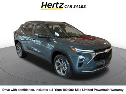 Used 2025 Chevrolet Trax LT w/ LT Convenience Package