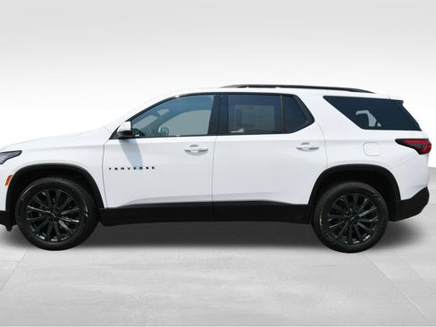 Used 2023 Chevrolet Traverse RS AWD/4WD image 4