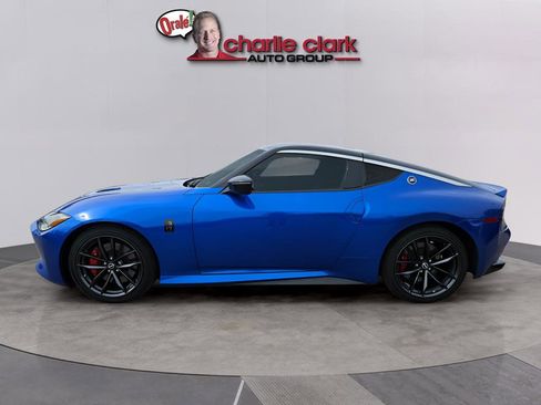 Used 2024 Nissan Z Performance w/ Floor Mat Package image 3