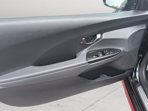 Used 2022 Hyundai Veloster N FWD image 13