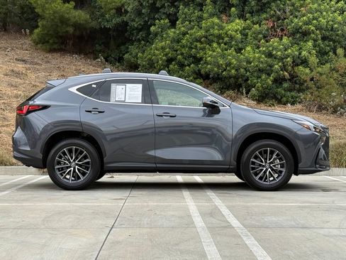 Certified 2024 Lexus NX 250 FWD image 11