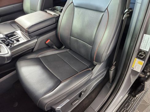 Used 2022 Ford F150 Lariat w/ Equipment Group 502A High image 12